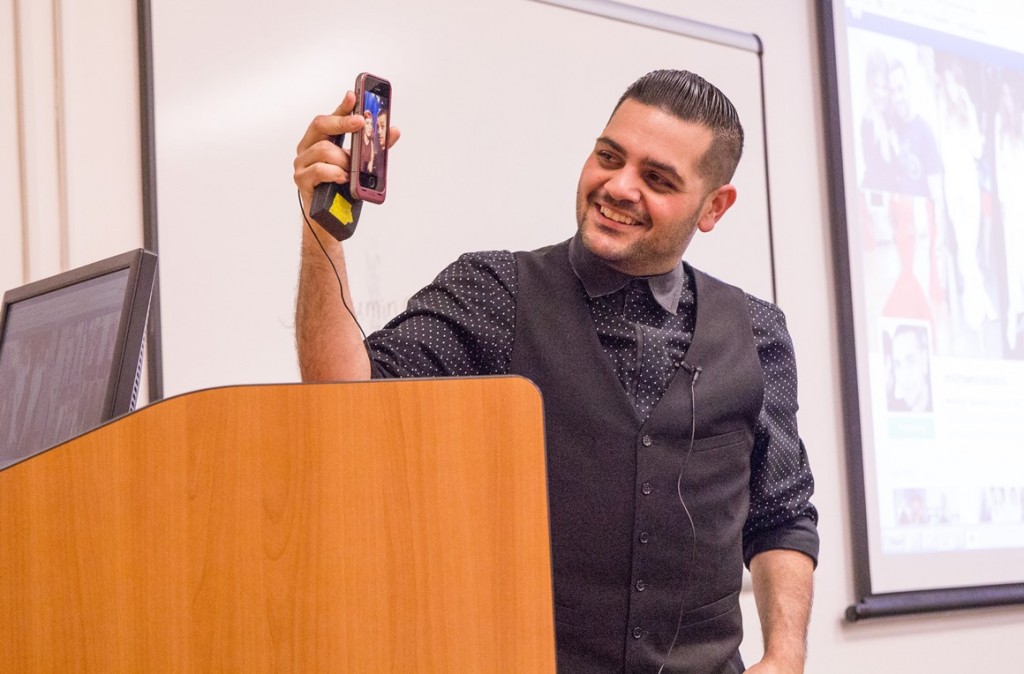 Project Runway alum Michael Costello gives students a glimpse of his online presence.