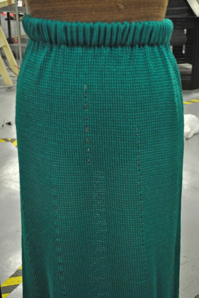 miss stitch skirt with chains closeup.