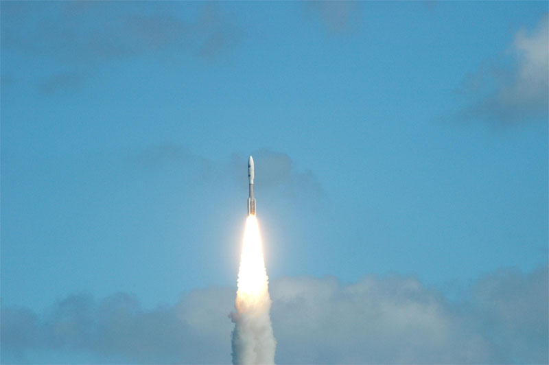 January 19, 2006: New Horizons Launches for Pluto