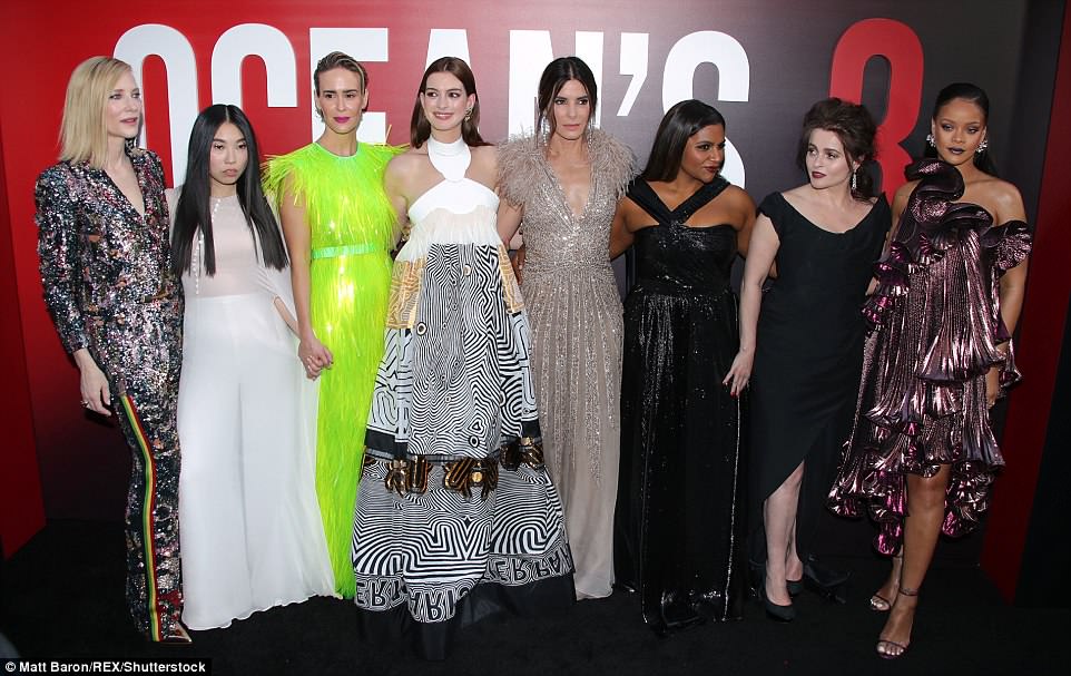 ocean's 8 actresses on premiere red carpet